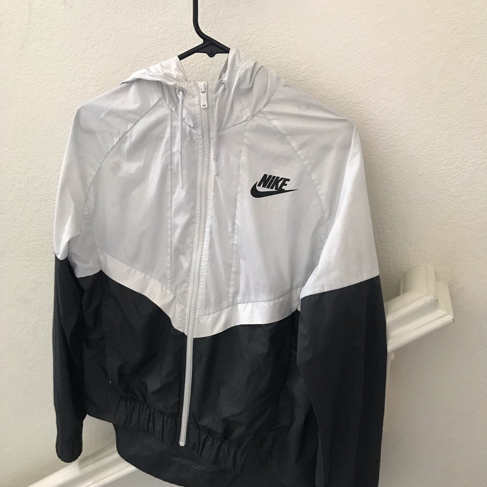 Nike windbreaker